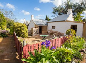 https://discovermoonta.com.au/moonta-mines-attractions/miners-cottage-garden/